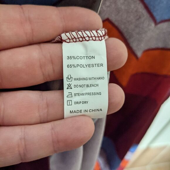 NWT Voins Color Blocked Chevron Top - Picture 4 of 5